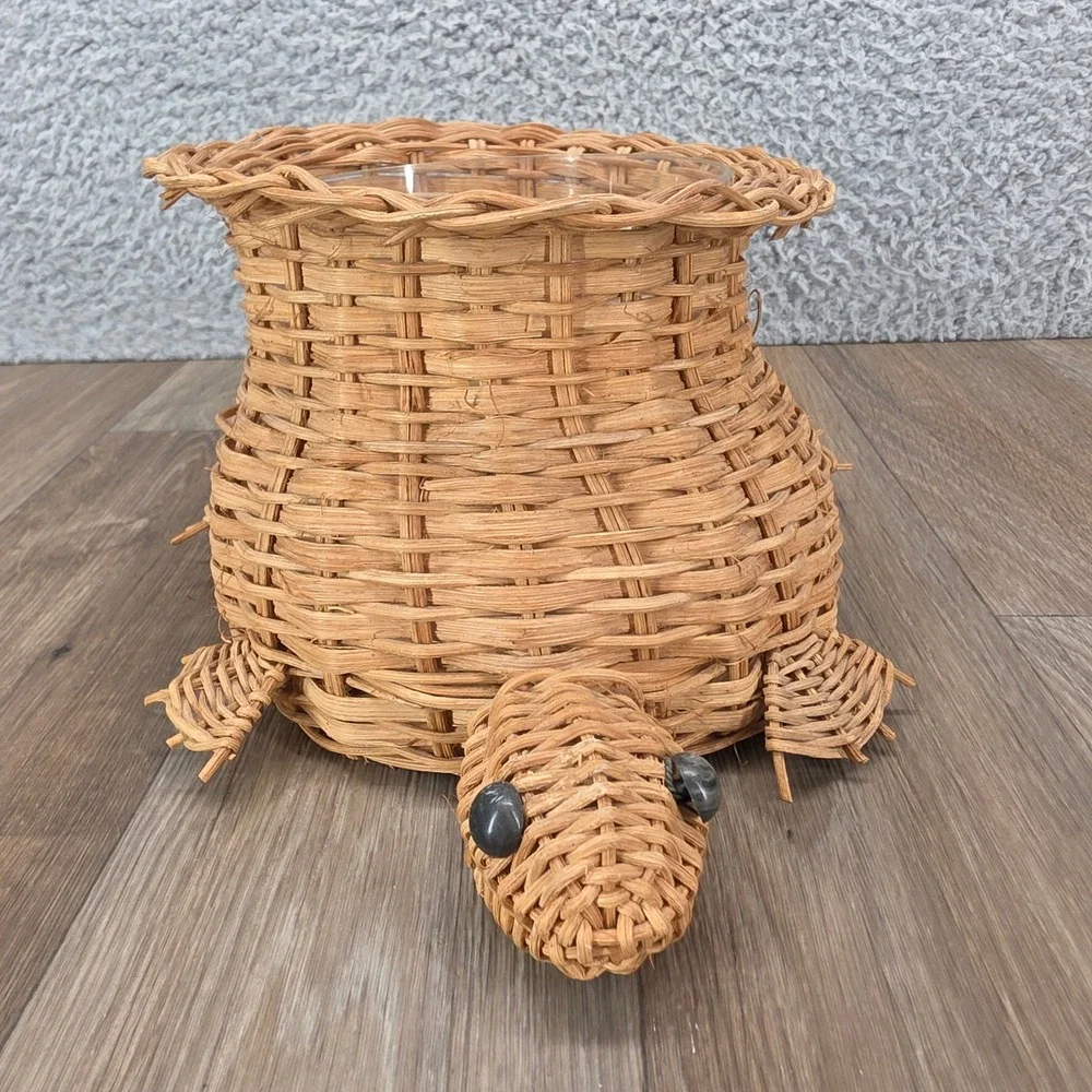 Vintage Interpur Woven Wicker Turtle Basket Planter with Plastic Liner Taiwan